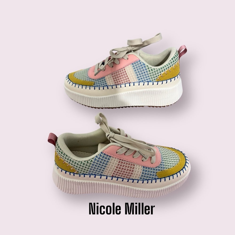 Nicole Miller Sneakers sz 8 NWOT
